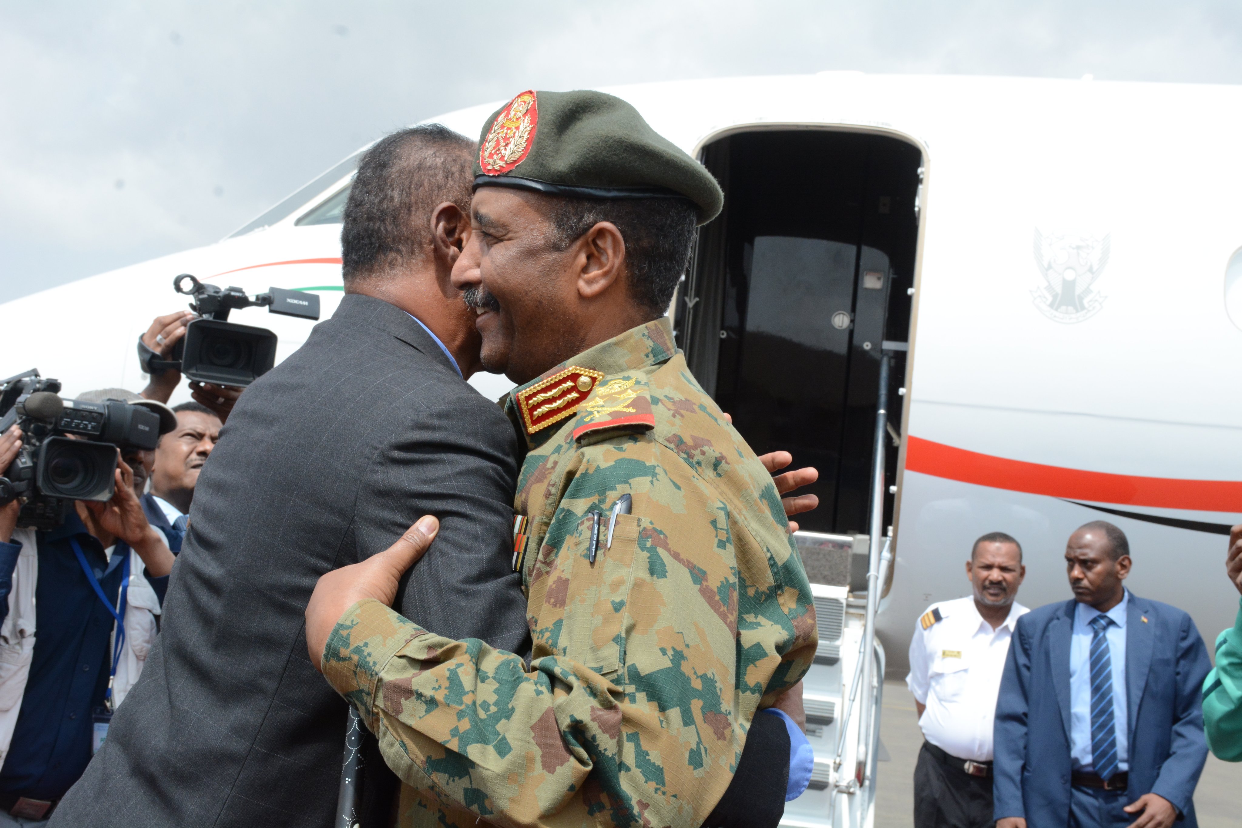 Chairman of TMC of Sudan arrives in Asmara for High level talks